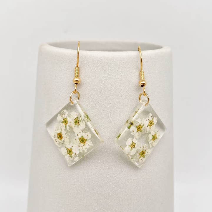 Mio Queena - Wholesale Dangle Earrings - Daffodil Genuine Dried Flowers Square Charm Earrings - PDF1
