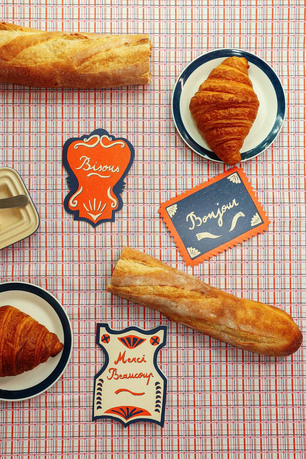 Isatopia - Wholesale Everyday Greeting Card - Bonjour Die Cut Card - From Paris with Love Collection2