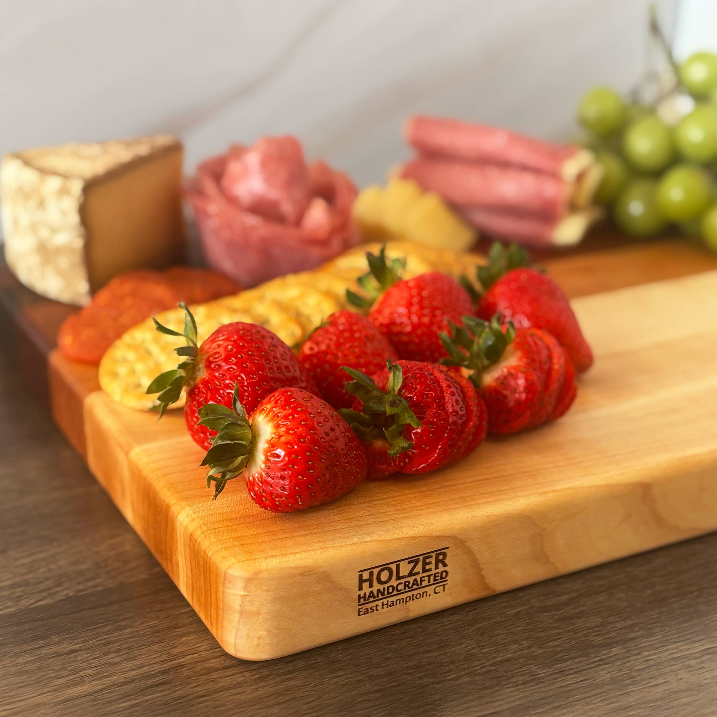 Holzer Handcrafted ® - Wholesale Cutting Board - Handmade Cutting Board 18" x 12" x 1.4" | Maple, Cherry, Sapele, Walnut Hardwood | Holzer Handcrafted5