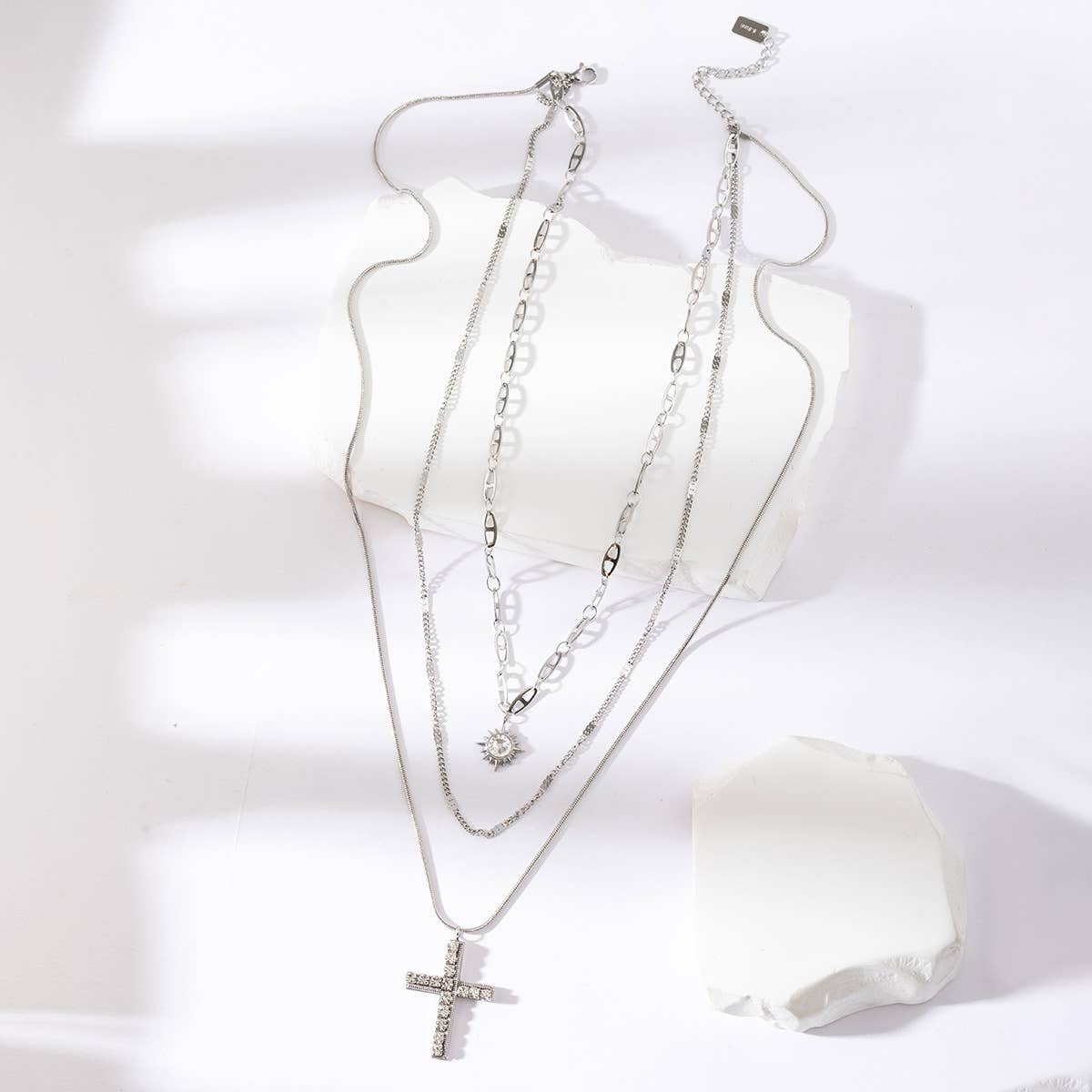 Lovelika - Wholesale Schakelketting - Meerlagige ketting met kruis hanger - Laure1