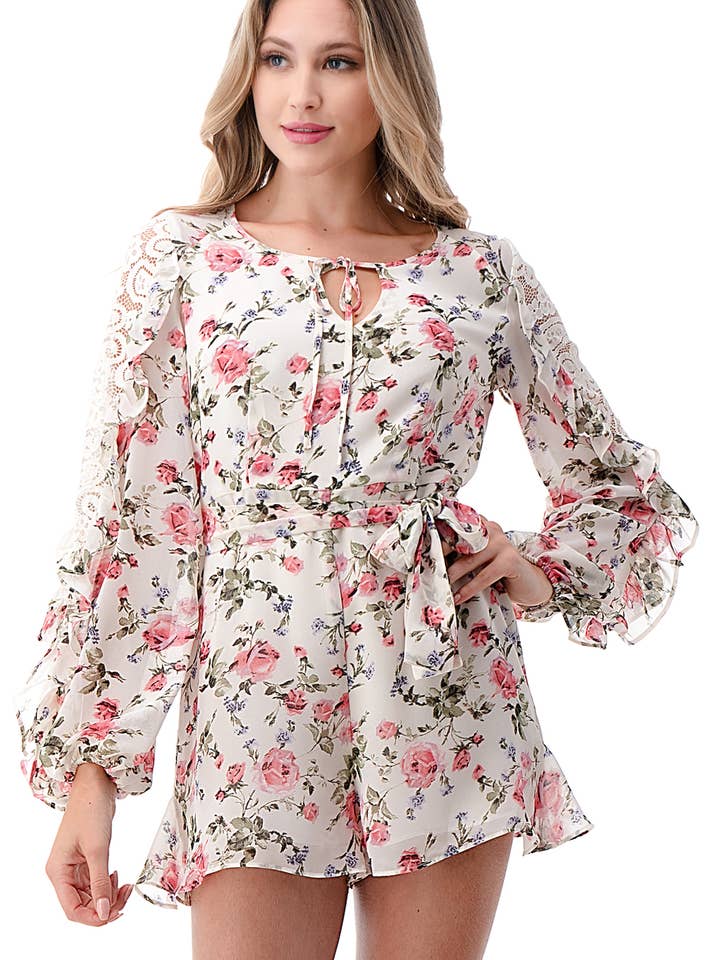 Flirterig rompertje met kant en ruche voor wholesale door Woven Pink