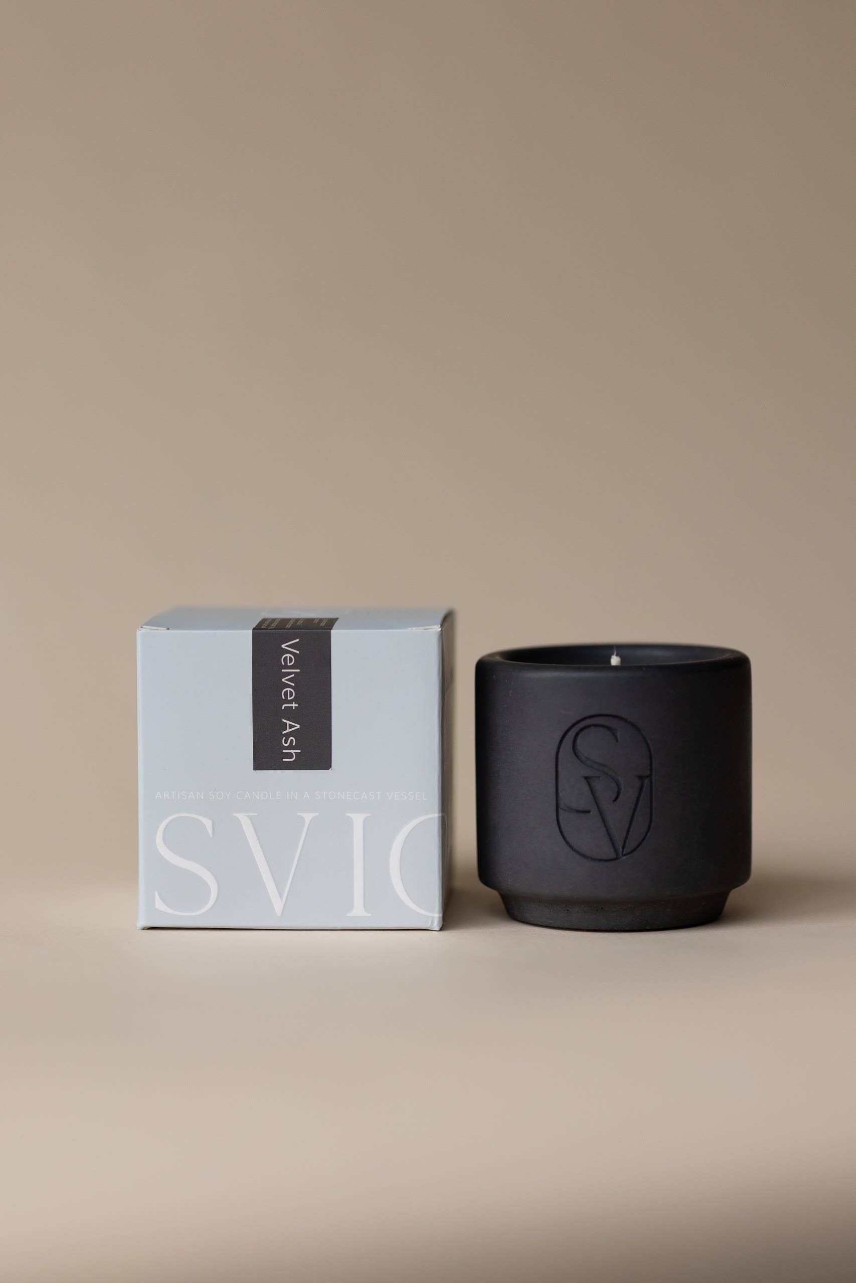 SVICHKA - Wholesale Jar/Filled Candle - Charcoal Black Candle in Artisan Concrete Jar — Velvet Ash0