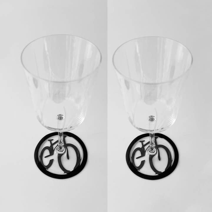Dessous de verre en tubes de vélo pour la vente par Kaden & Kai