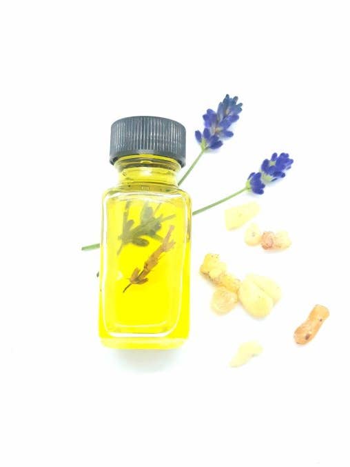 nourishing body & massage oil for wholesale by Moonstone Garden