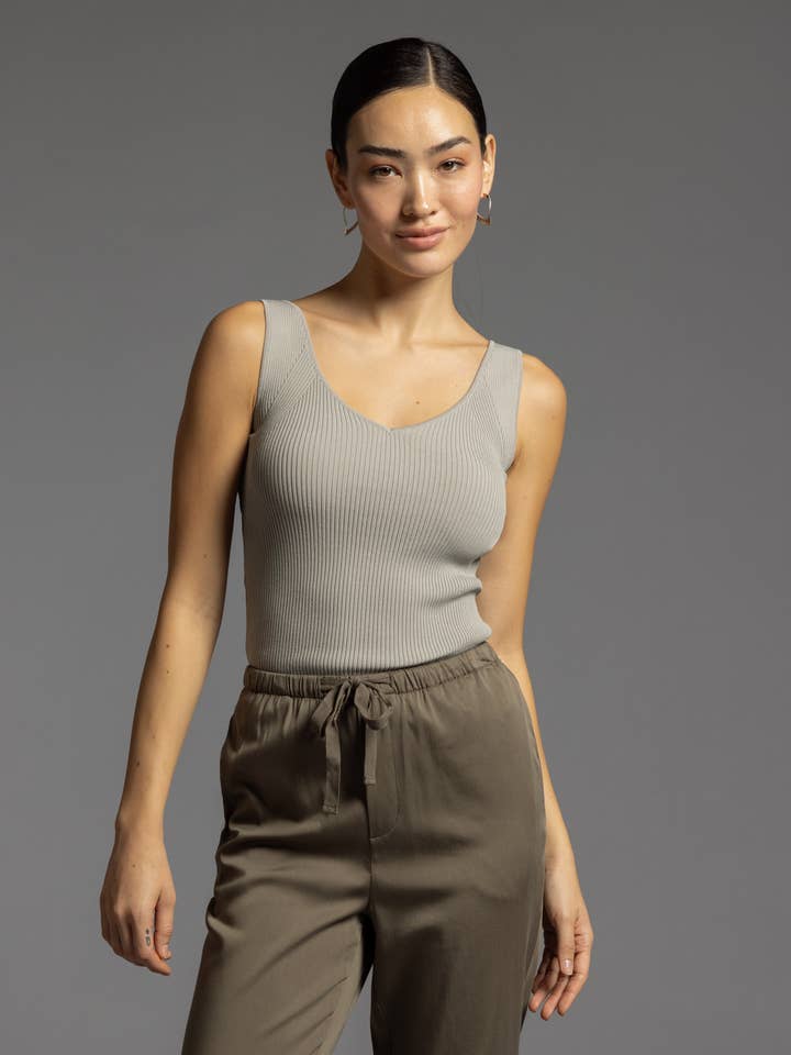Weekend Los Angeles - Wholesale Tank Top - Women's - V Neckline Ribbed Tank - TIA TANK