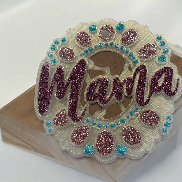 Maman à bijoux à imprimé vache pour la vente par Painted Feather Scents