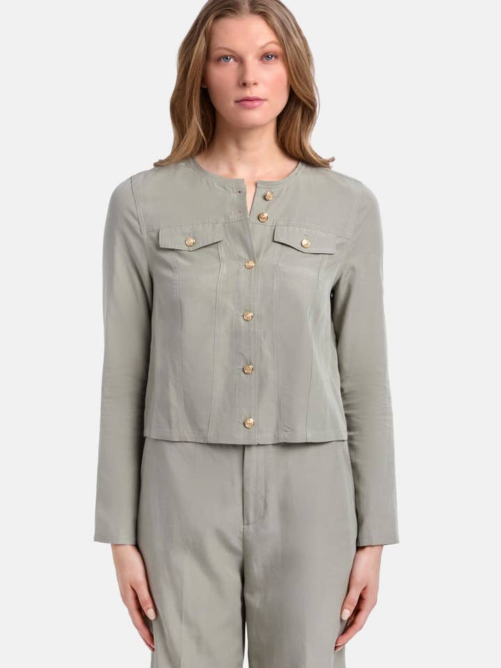 DIE GOLDENE JACKE für den Großhandel von Capsule 121