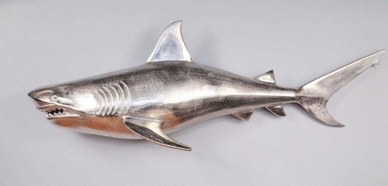 Michael & Philipp Noll e. K. - Venta al por mayor Papel pintado 3D - 2 tiburones decorativos aluminio decoración pared plata3