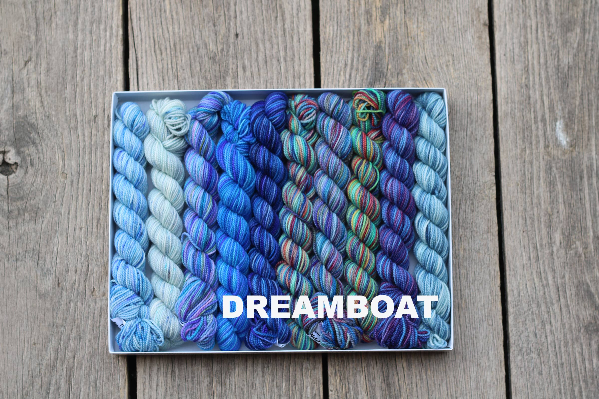 Koigu Wool Designs - Vente Fils à tricoter - Coffret de laine Koigu Pencil Box groupe 124