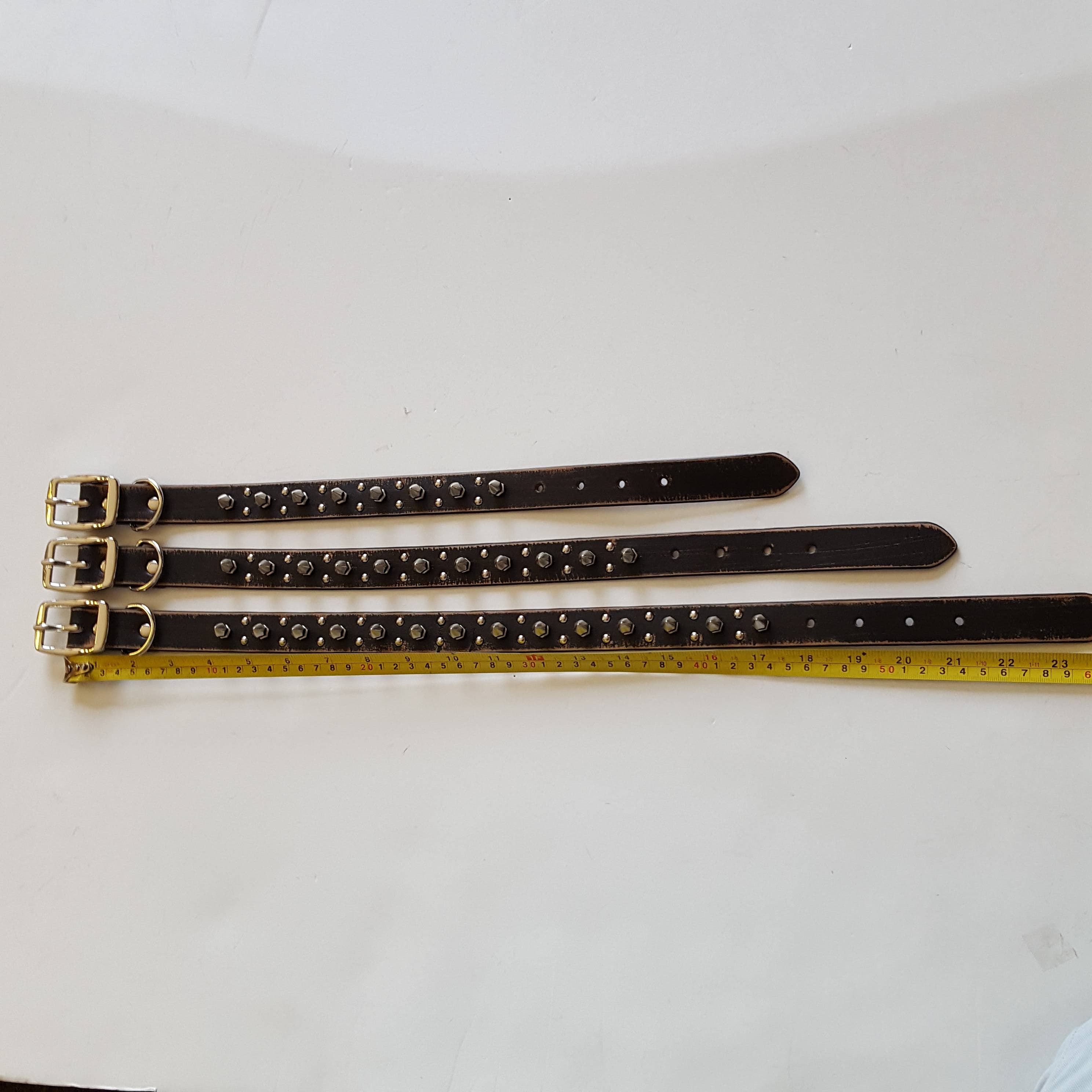 Axesoria West - Wholesale Pet Collar - Dog - Genuine Distressed Leather Dog Collar with stud and Spike7