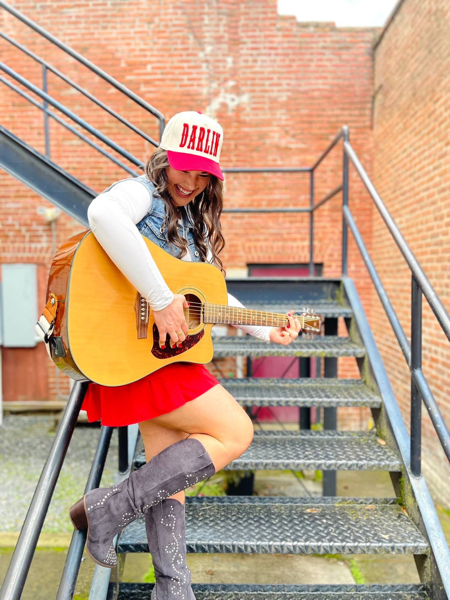 Driftwood Leather Co - Wholesale Trucker Hat - Unisex - Darlin Embroidered Hat1