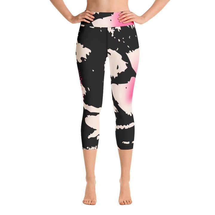 Legging Capri Tacheté Rubis pour la vente par The Cool Ppl