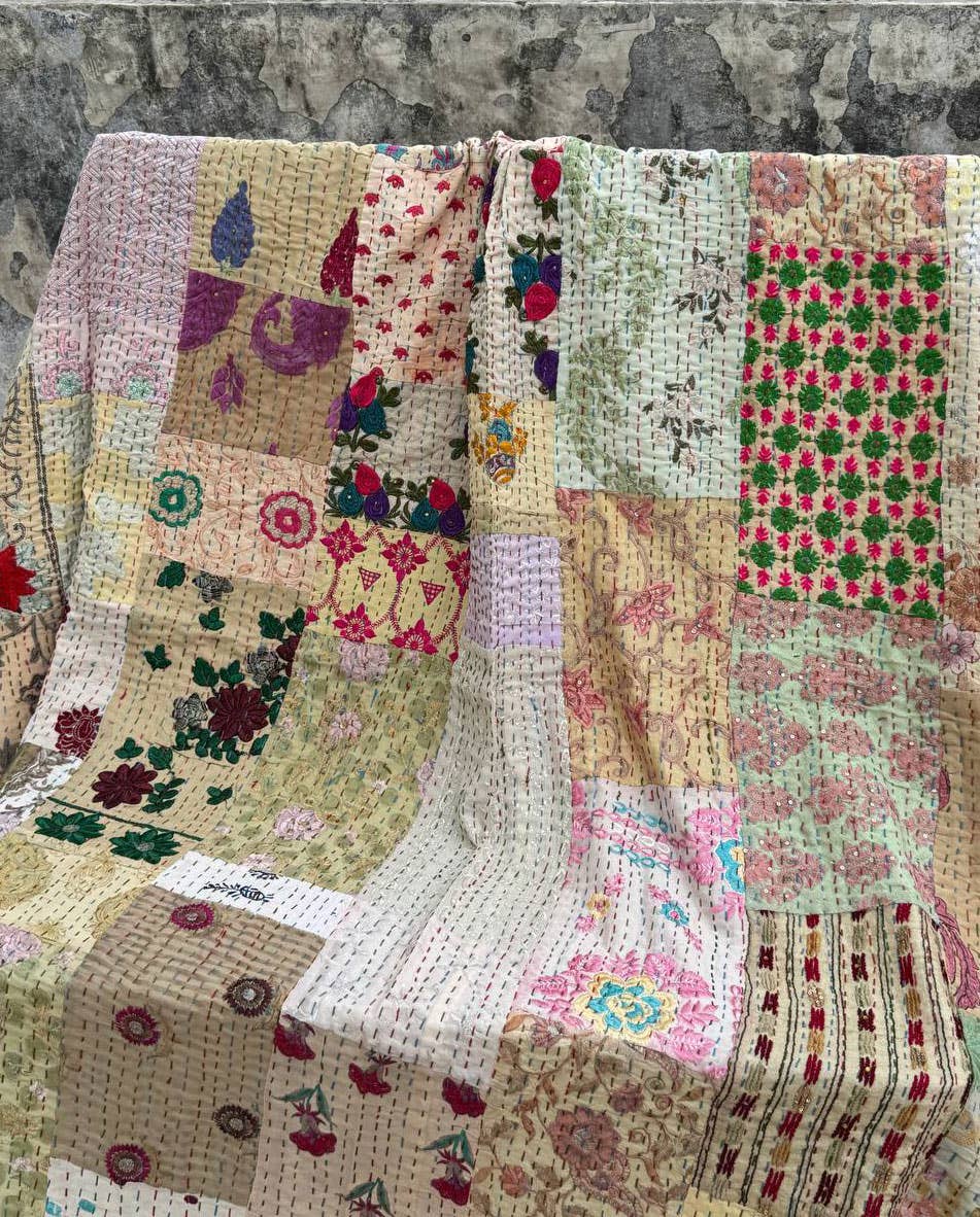GYPSY STUDIO - Wholesale Quilt - Hand Embroidery Cotton Kantha Patchwork Queen Size Quilts2