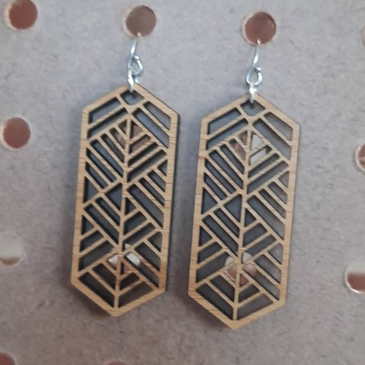 Brincos pendurados em barra geométrica de bambu por atacado de 7Limes