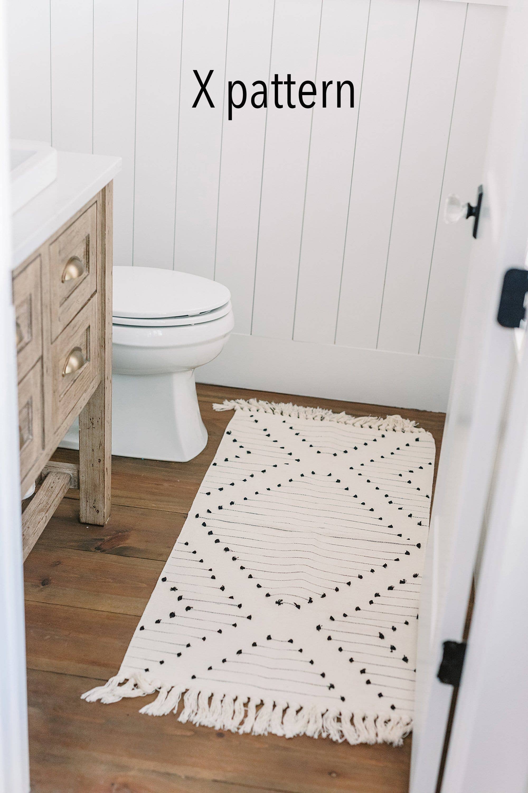 X-pattern Rug for wholesale by Vine & Nest
