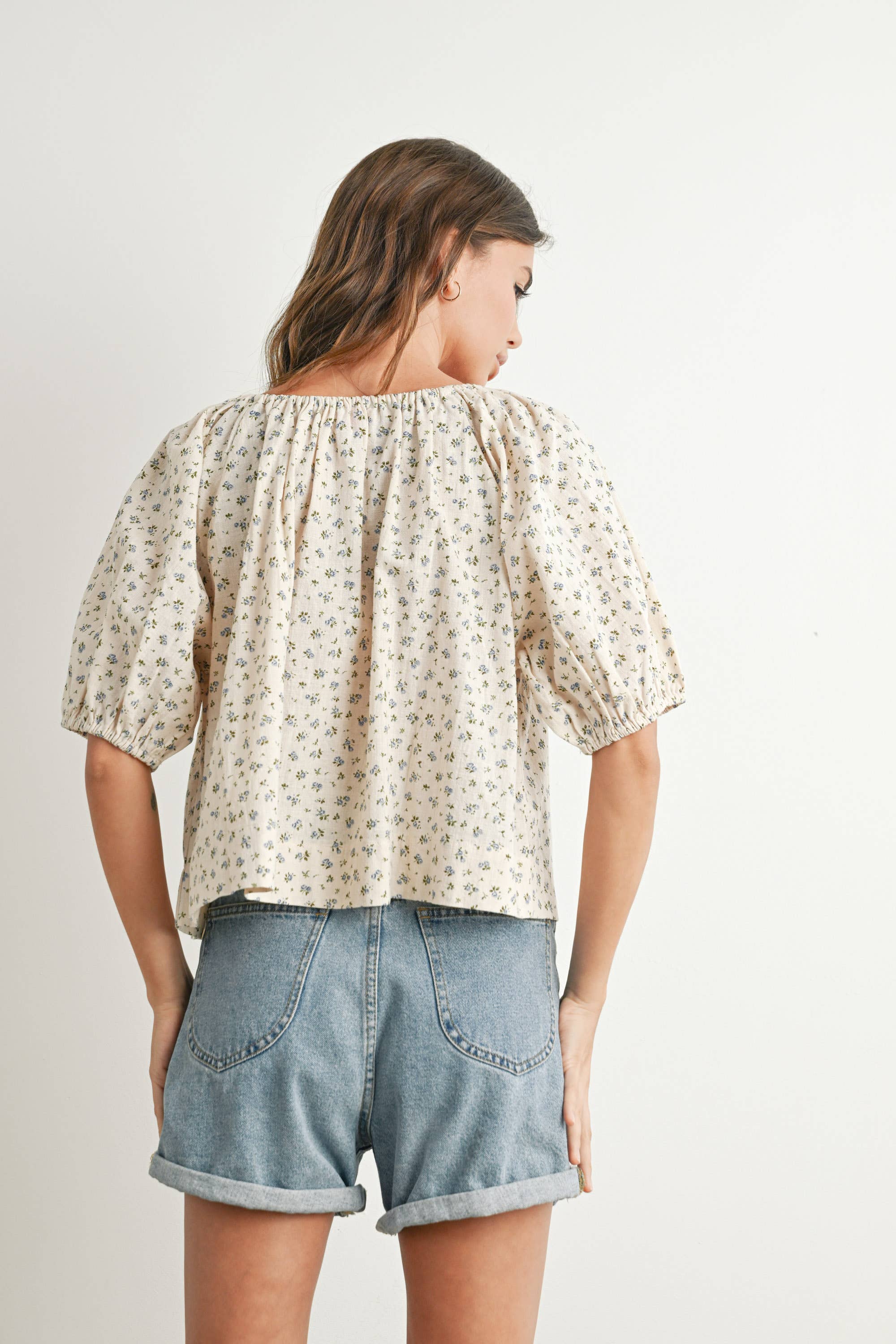 BUTTERMELON - Wholesale Blouse - Women's - Floral Puff Sleeve Top - BMT76877