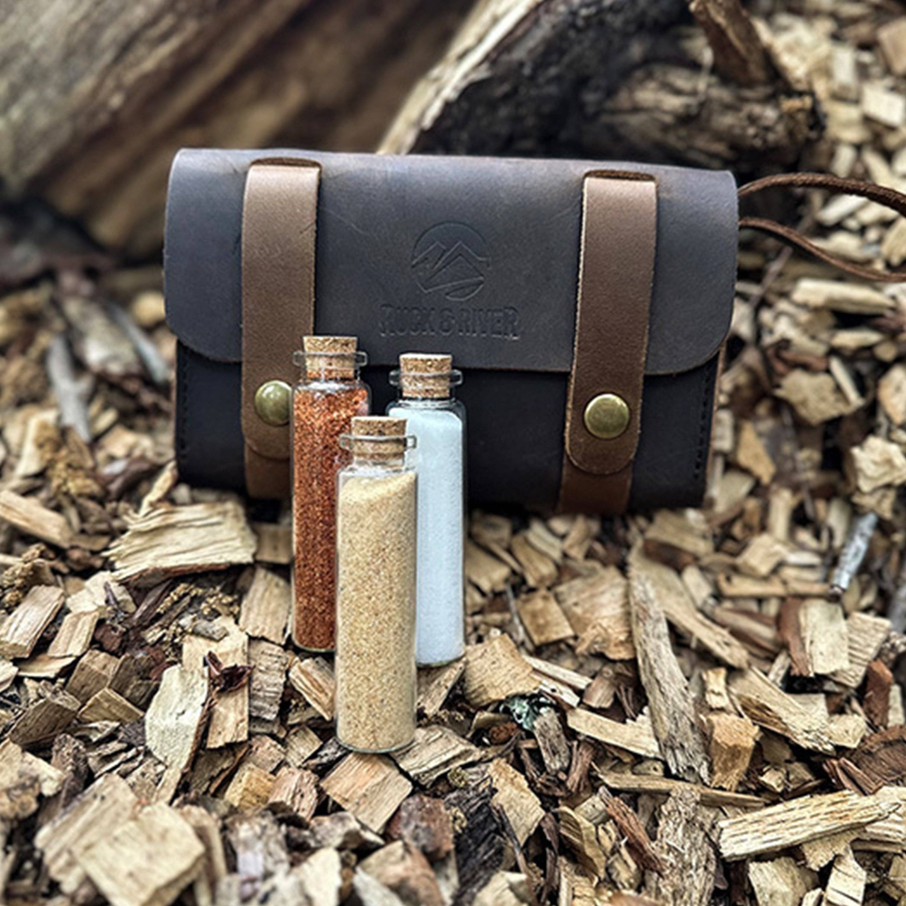 BattlBox - Wholesale Spice Rack - Spice Holder Travel Spice Pouch Leather Spice Wallet w/ Jars9