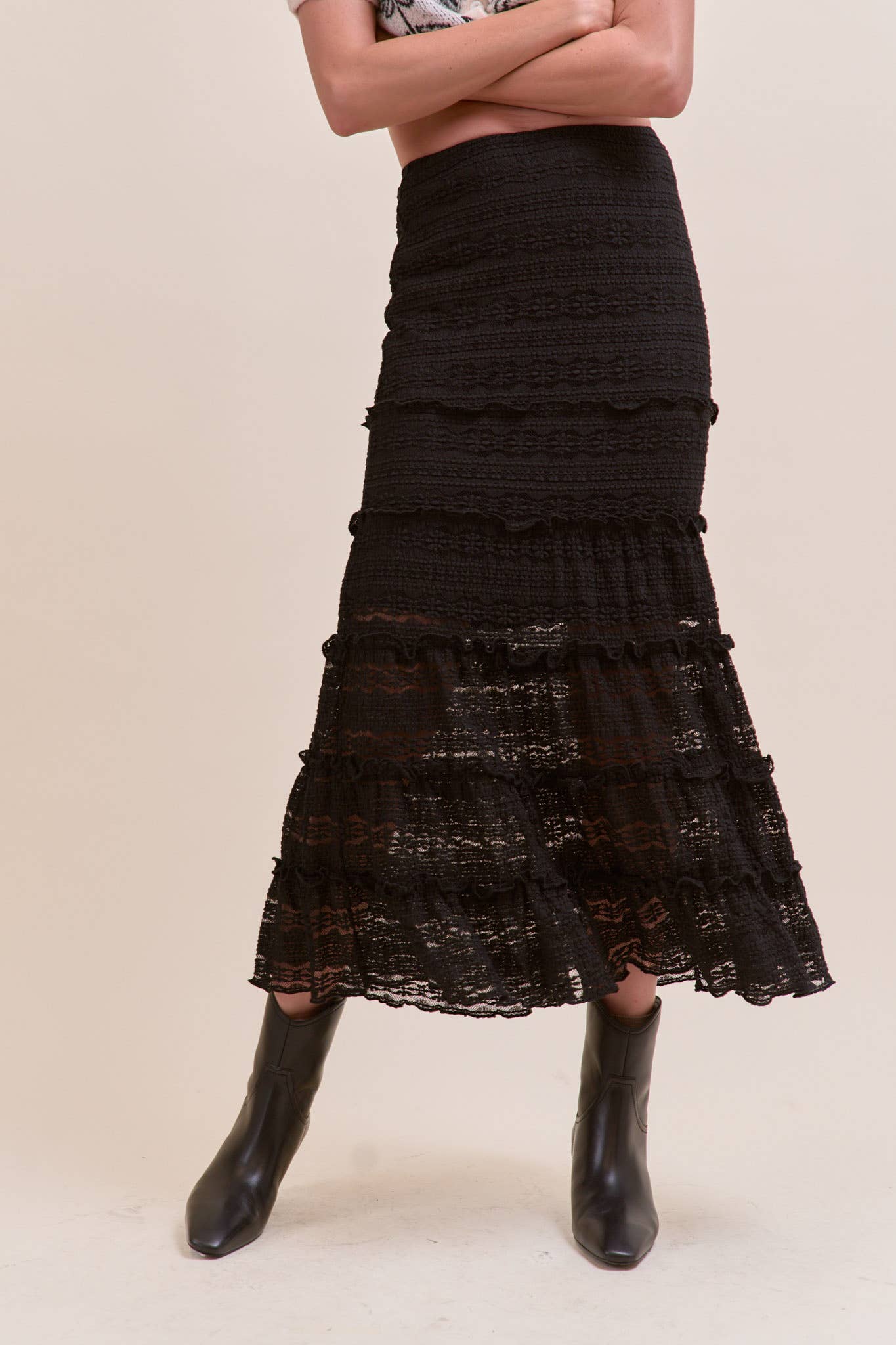 &MERCI - Wholesale Skirt - Women's - LACE TIERED RUFFLE TRIM MERMAID MIDI SKIRT MSK43950