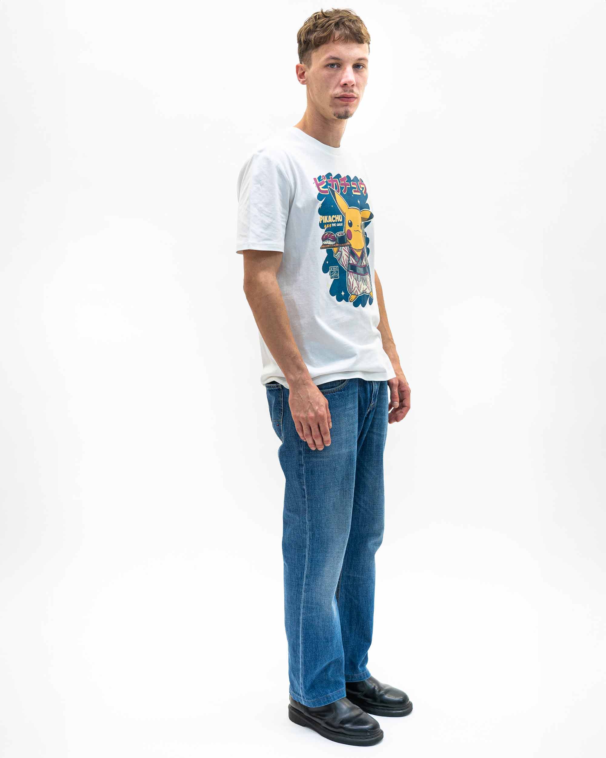 Grafitee – Engroshandel T-shirt med print - Unisex – Pikachu Sushi Tee - Pokemon Sushi Grafisk Tee1