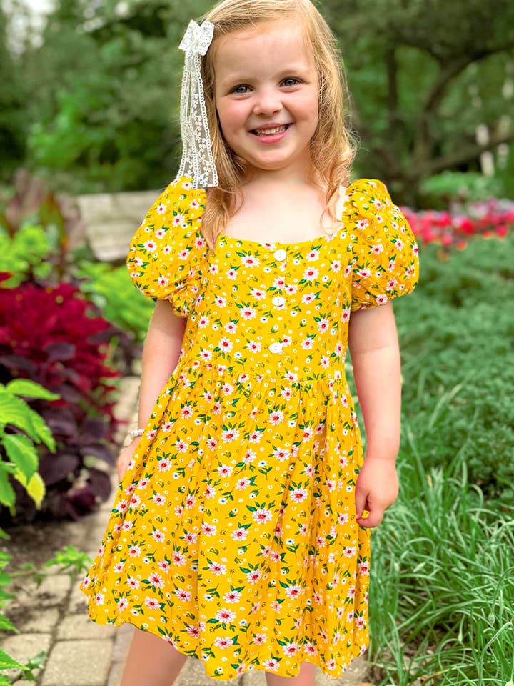 TKD-Q24-3331T-Q366 jurk met pofmouwen voor peuters voor wholesale door Cutie Patootie Clothing