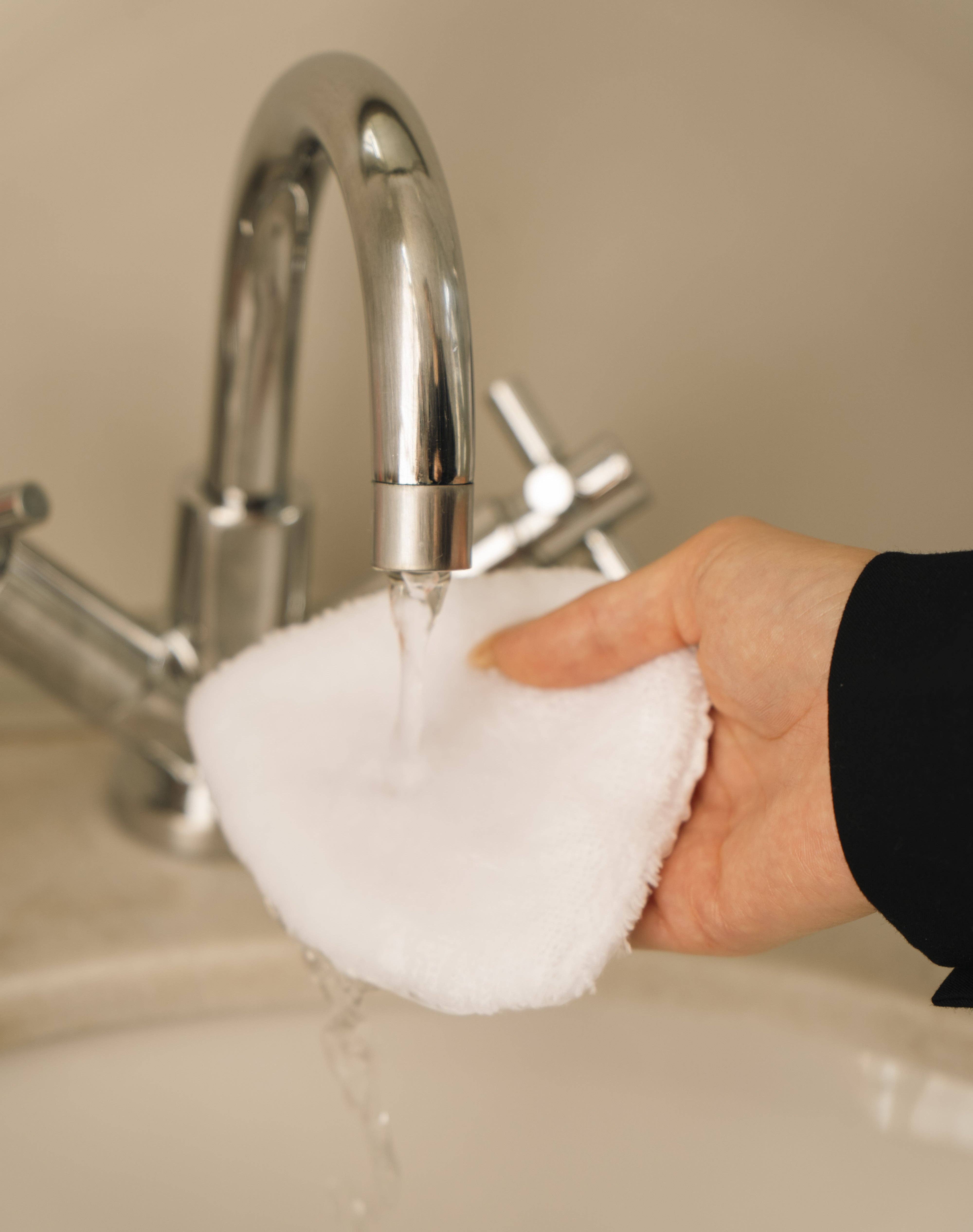 Lumä - Wholesale Makeup Remover - Washable makeup remover pads + basket4