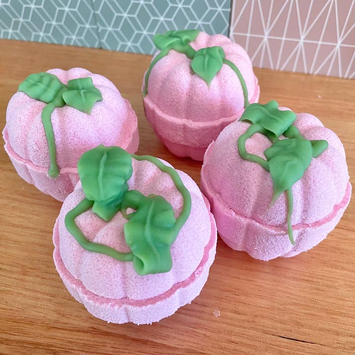 Suave Soaps - Wholesale Bath bomb/fizz - Pumpkin Goat Milk Bath Bomb4