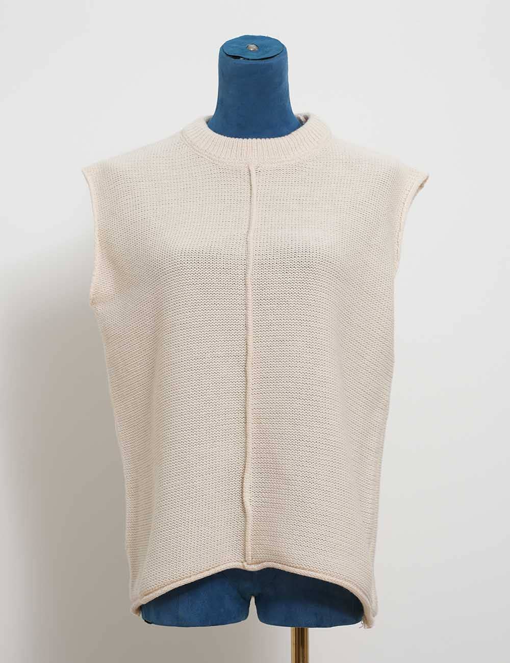 Sweetkama - Wholesale Sweater Vest - Women's - Knit Solid Color Sleeveless Round Neck Sweater Vest YL230012