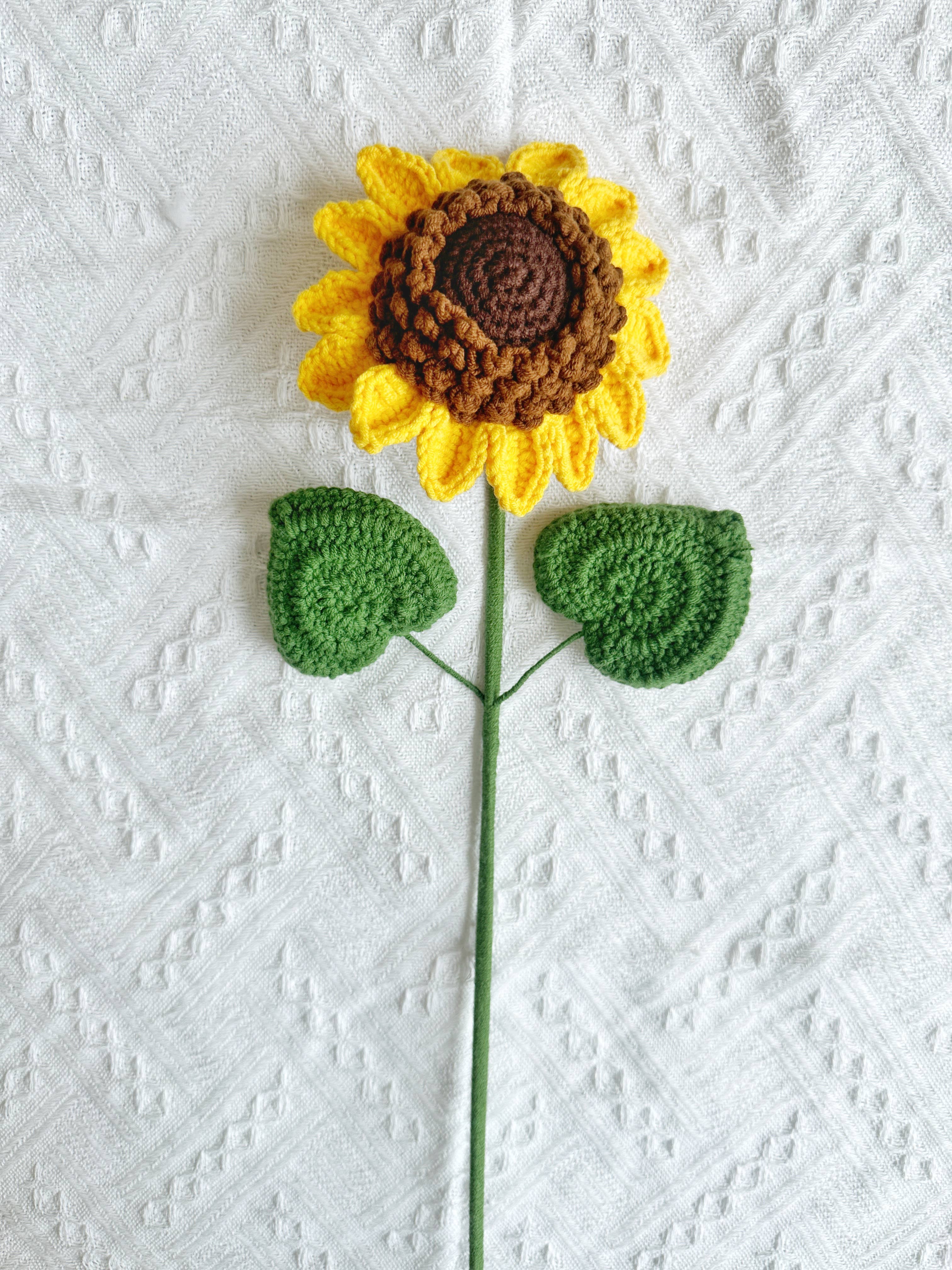 Quince Fables - Vendita all'ingrosso Fiori finti - Girasole all'uncinetto fatto a mano3