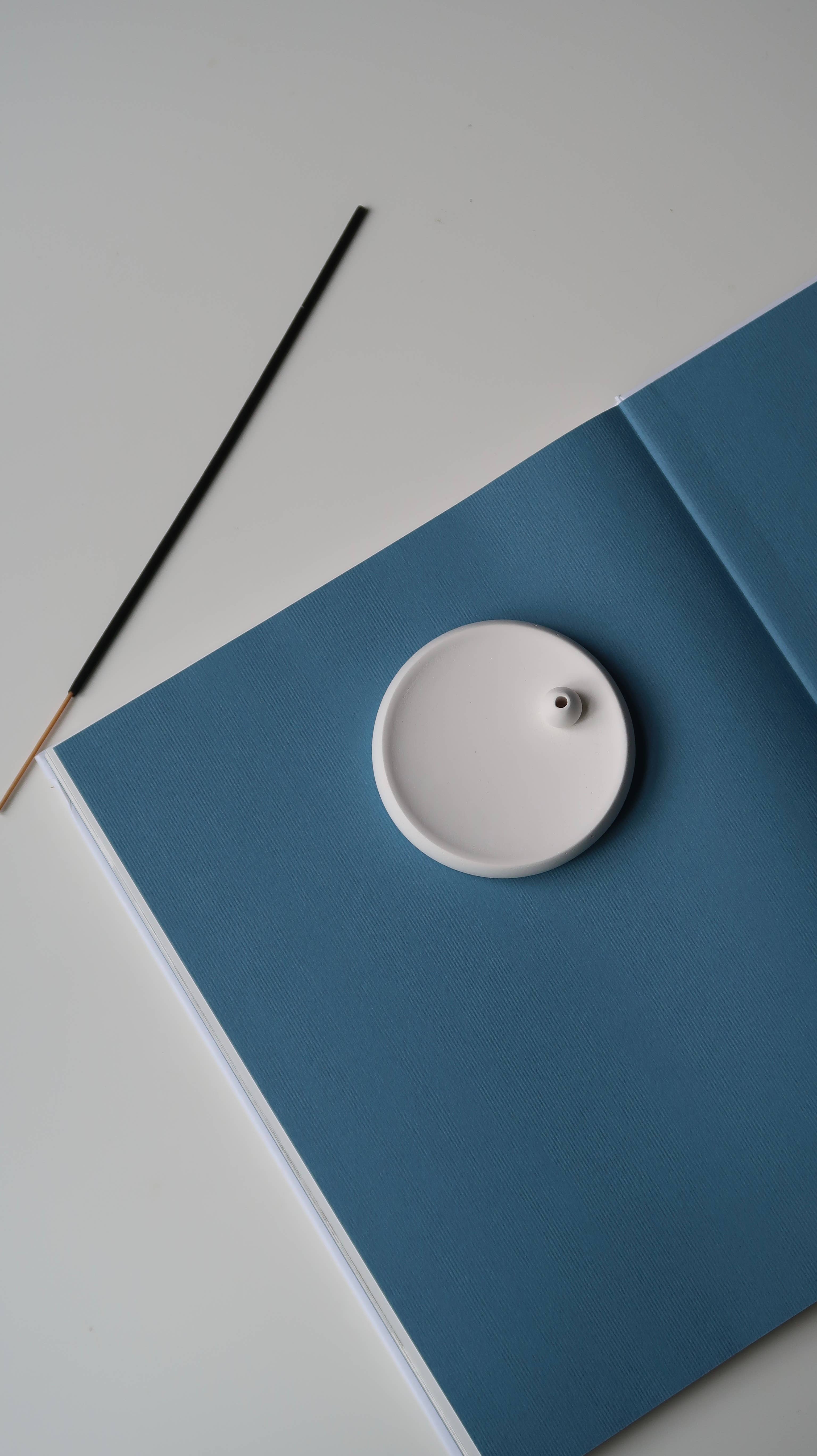 Jeune Home - Wholesale Incense Holder - Scandi Round Incense Holder2