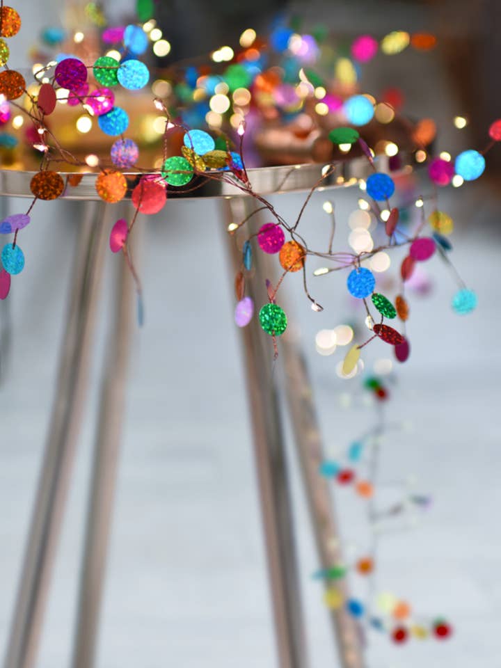 Bunte Confetti-Lichter in Akku- oder Netzbetrieb für den Großhandel von Lumina Of London CA