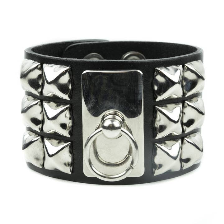 BC463 PULSEIRA DE PLACA METÁLICA CRAVADA COM ARGOLA por atacado de Funk Plus