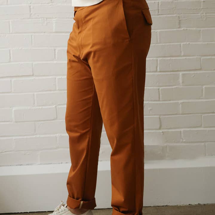 Pantaloni di cotone color ambra Jude per la vendita all'ingrosso da parte di Fashion Roots