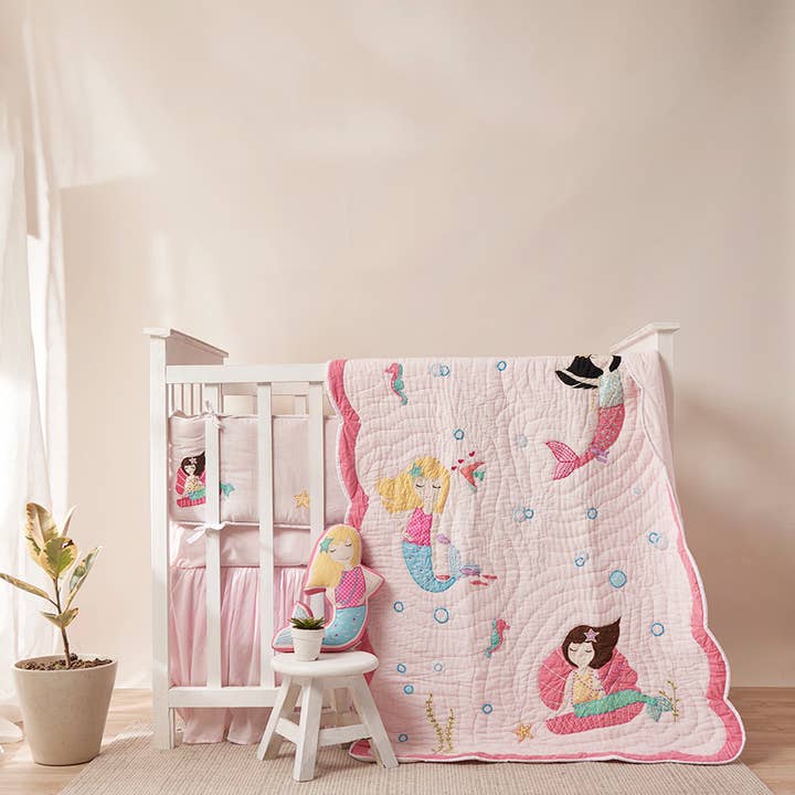 Havfruer Pink Baby Toddler Quilt for engroshandel hos Little West Street