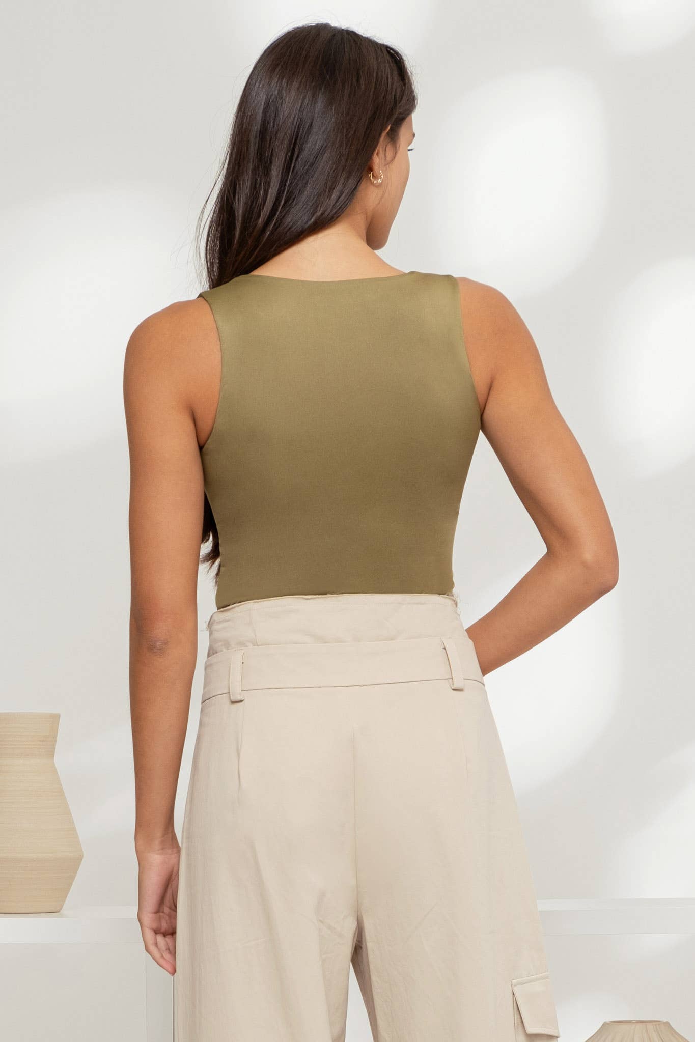 The Workshop Studio - Wholesale Knit Top - Women's - REVERSIBLE SCOOP NECK SLEEVELESS KNIT TANK TOP14