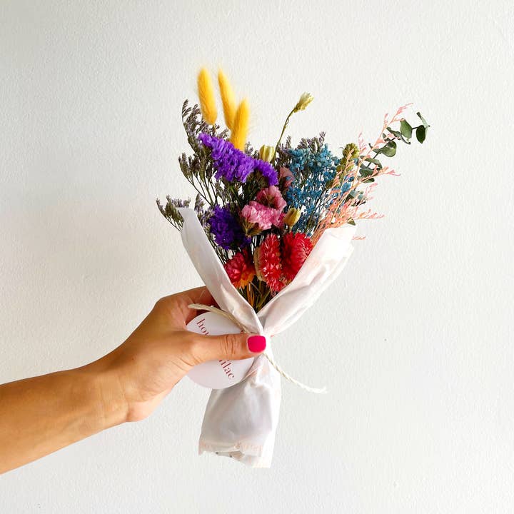 House of Lilac - Wholesale Dried/Pressed Flowers - Classic Dried Flower Mini Bouquet