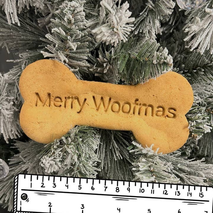 6 inch Merry Woofmas Bone for wholesale by Moo’s Barkery