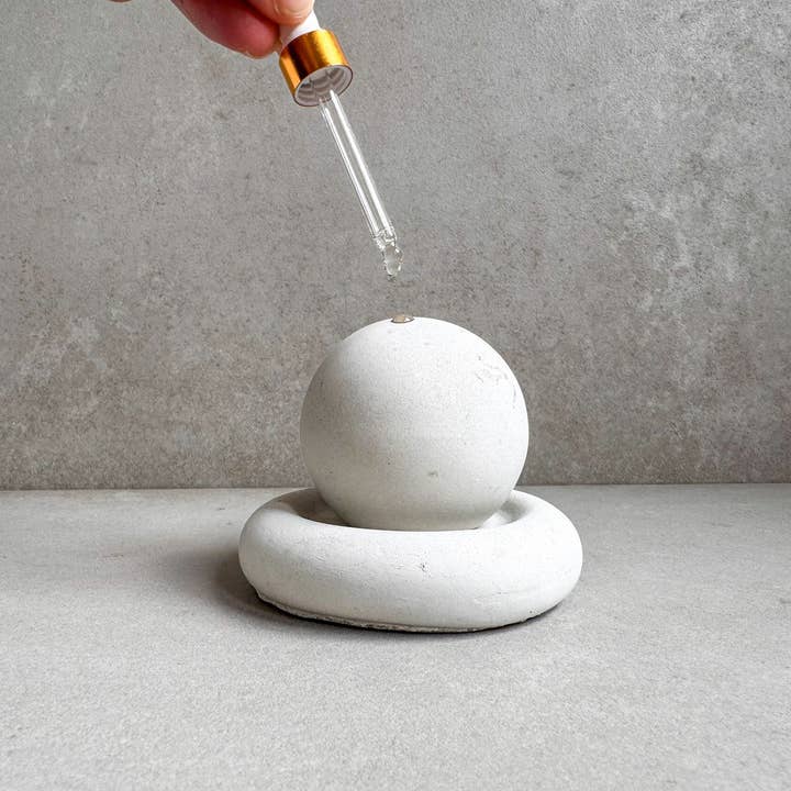 Minimal Loot Design - Wholesale Electronic Diffuser - Passive Essential Oil Diffuser - Sphere