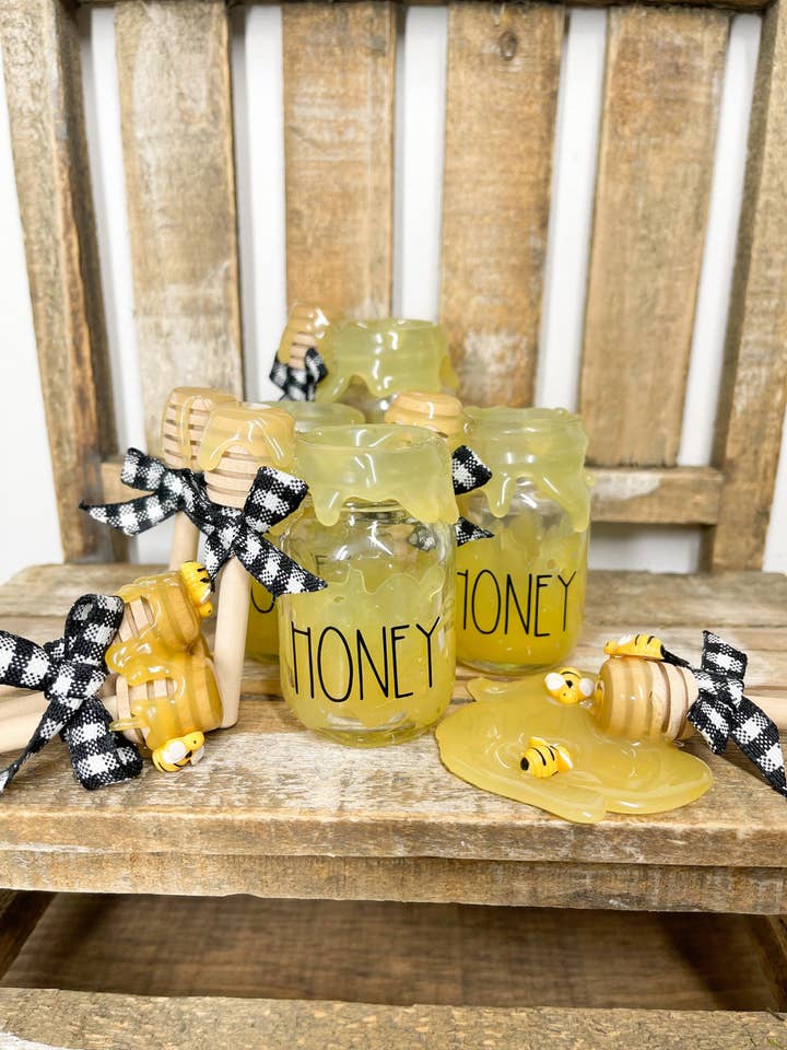 Spring Decor, Spring Signs, Bee Decor, Bee Signs, Wood Signs for wholesale by Climbing Branches