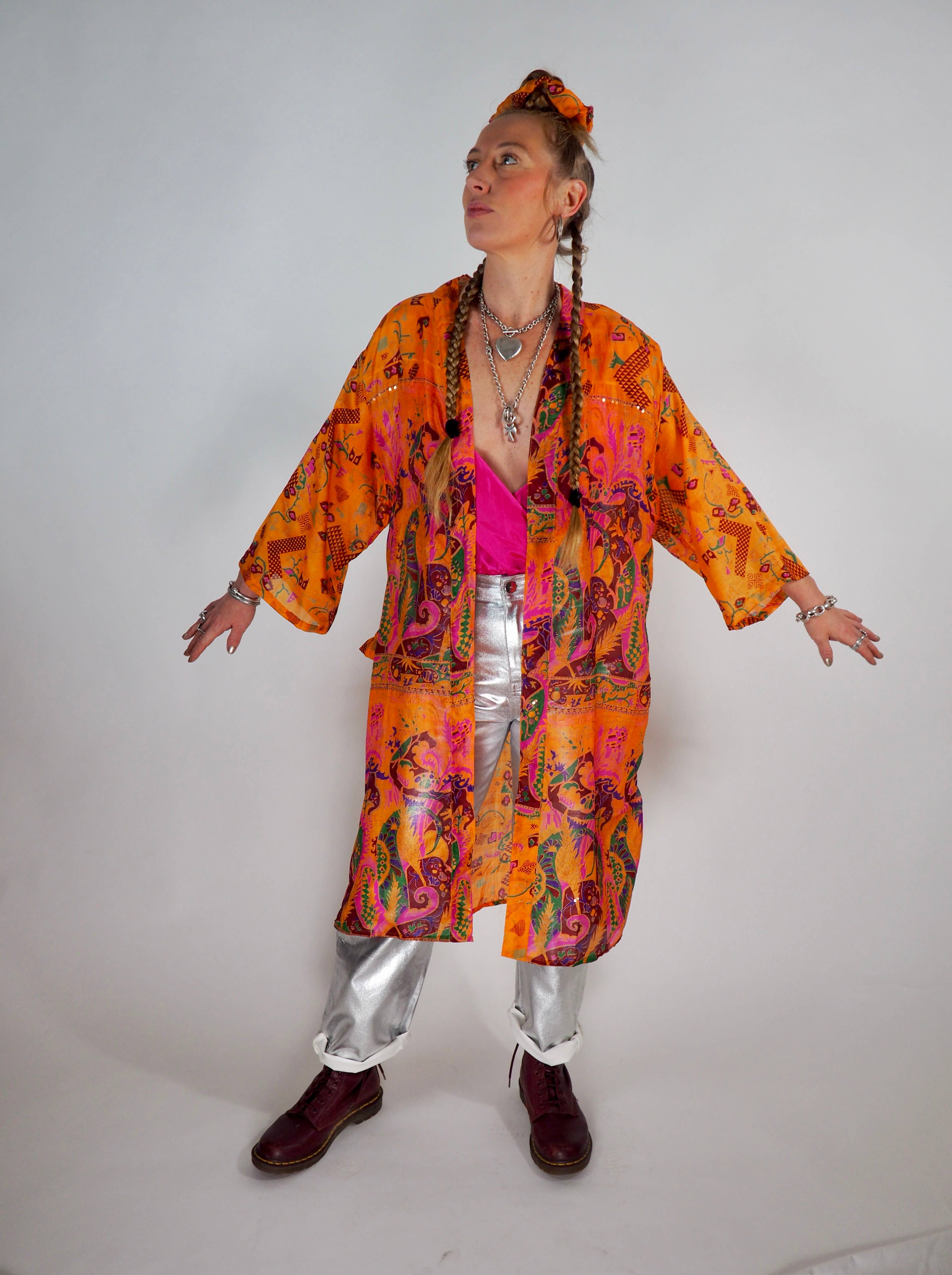 Vagabond Ibiza - Wholesale Kimono - Women's - The Kardash Kimono Mid-Length – Upcycled Vintage Sari Kimono2