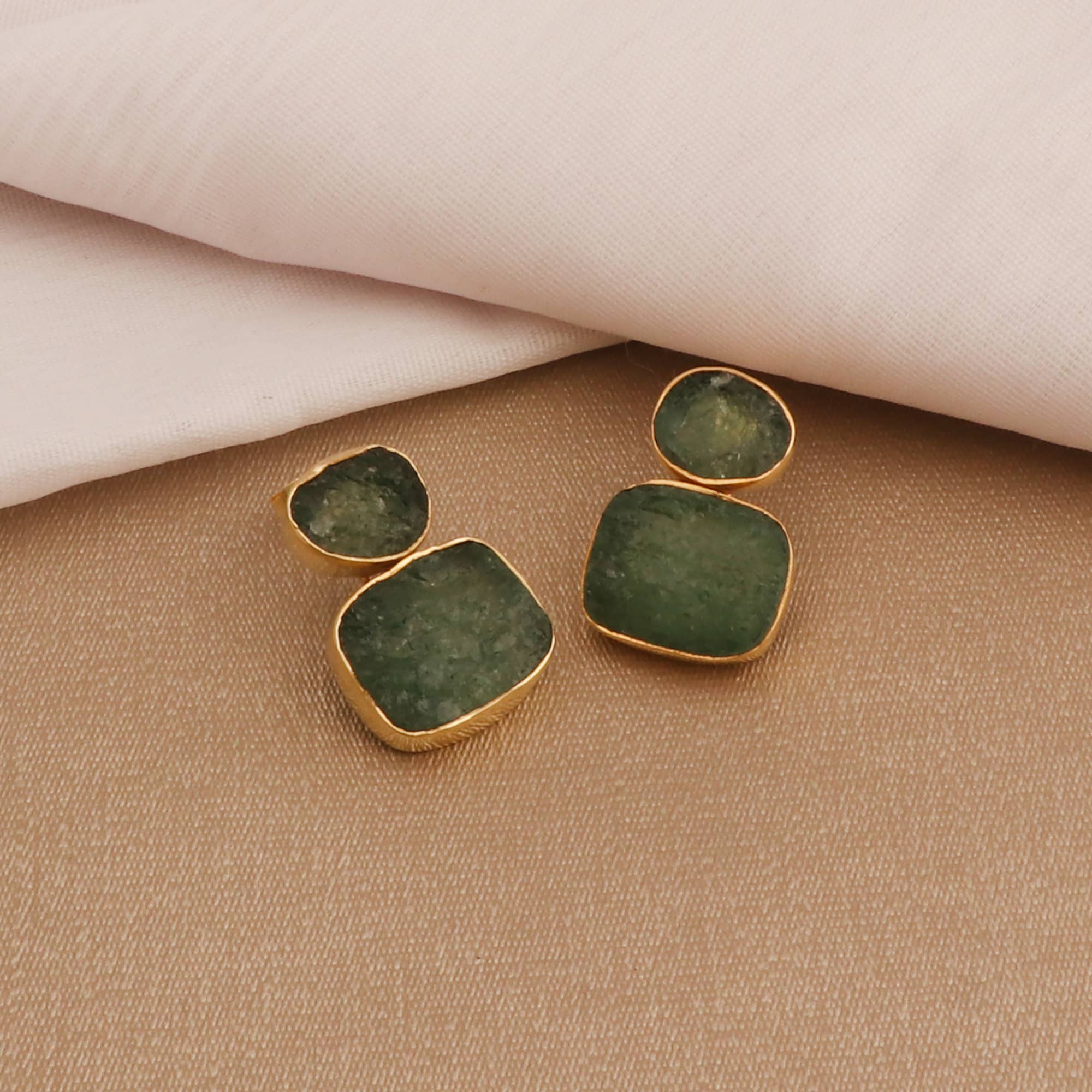 El Joyero - Wholesale Stud/Post Earrings - Handmade Raw Green Strawberry Quartz Birthstone Stud Earring3
