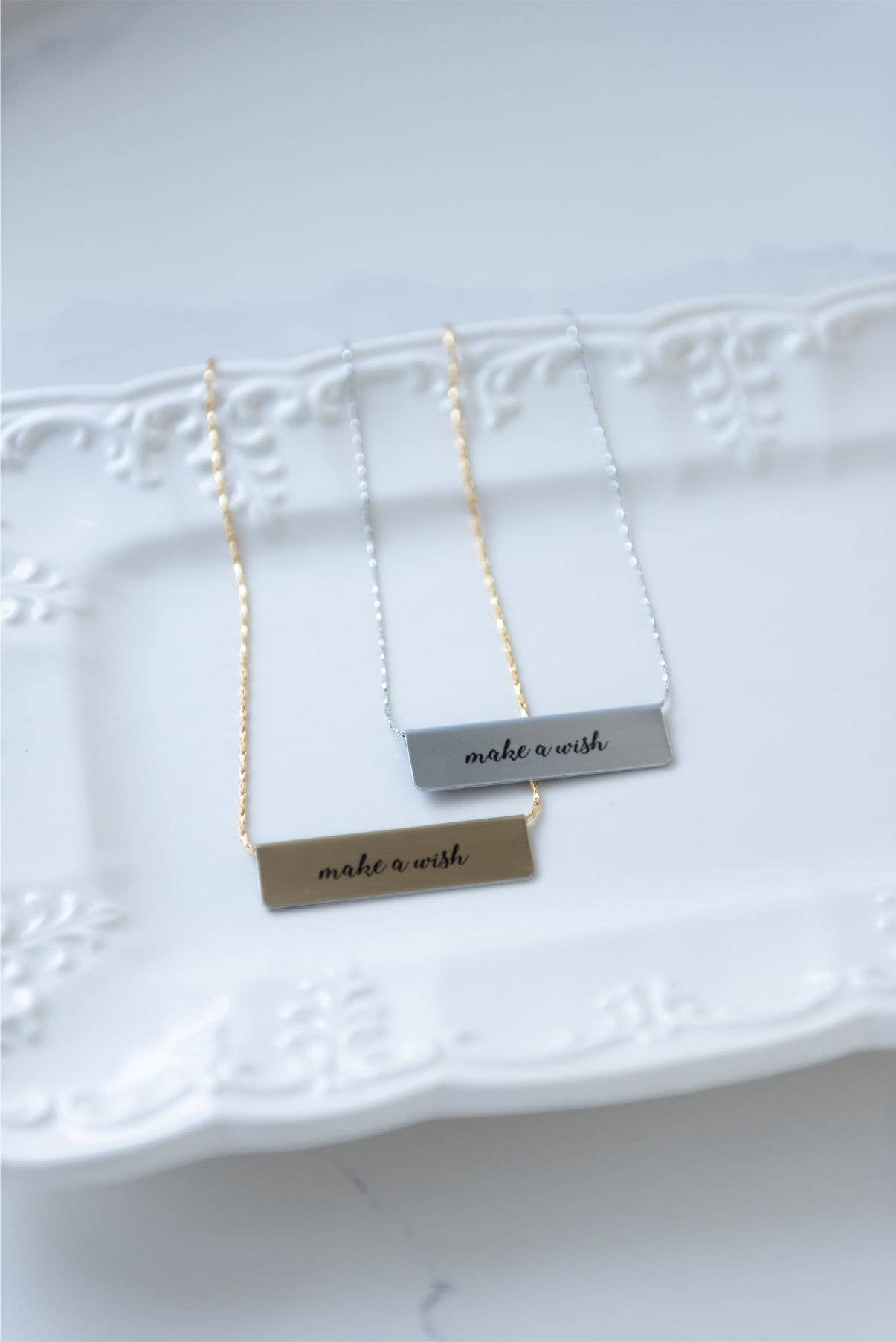 Giftologie - Wholesale Pendant/Charm Necklace - Dandelion Wishes Reversible Bar Necklace1