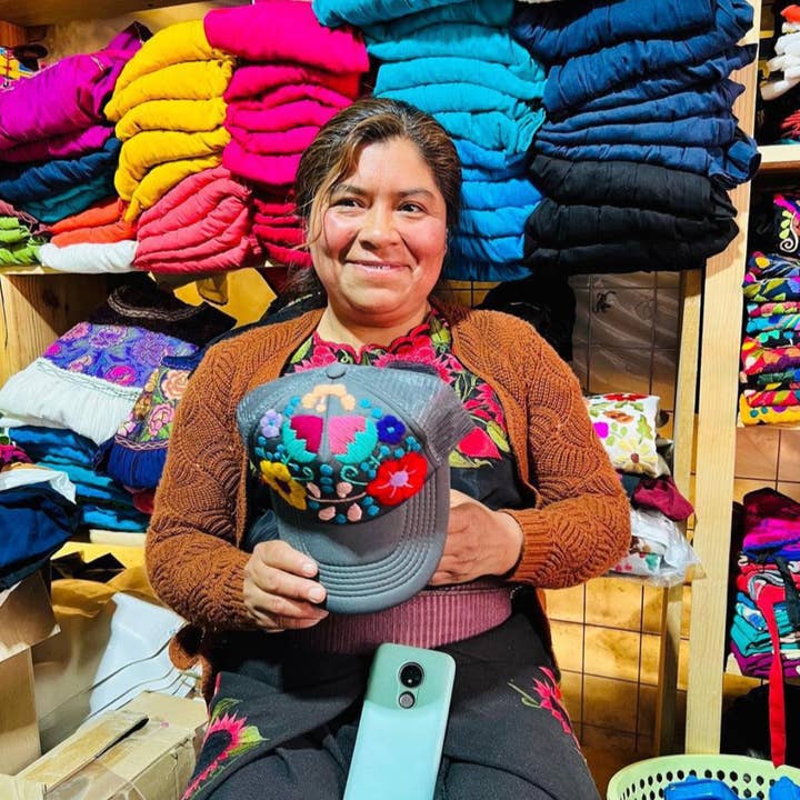 Lumily - Wholesale Trucker Hat - Women's - Tulum Hand Embroidered Trucker Flower Hat - Mexico15