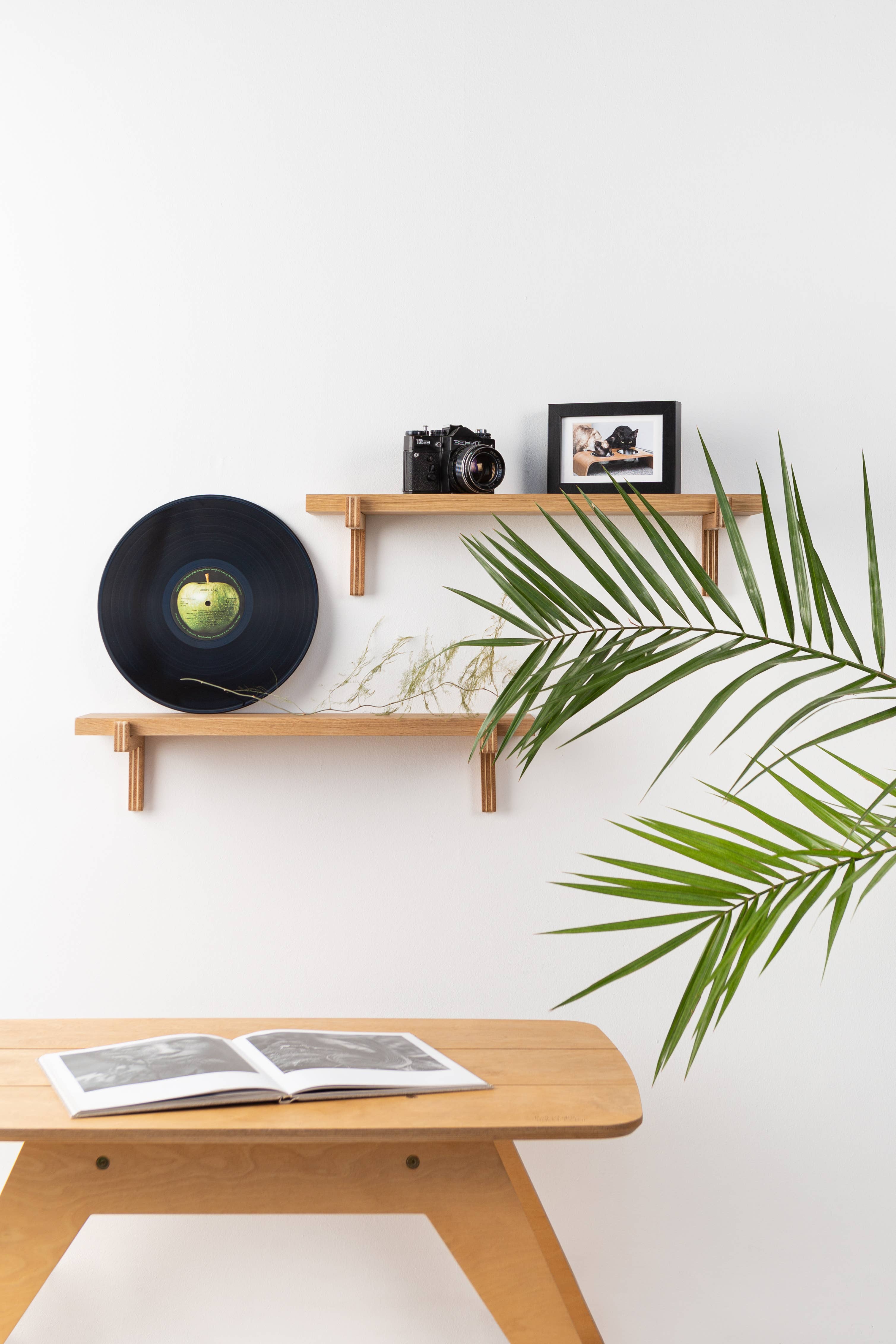 ValiaiDesign - Vendita all'ingrosso Mensole da parete - Mensole sospese in legno di rovere rustico3