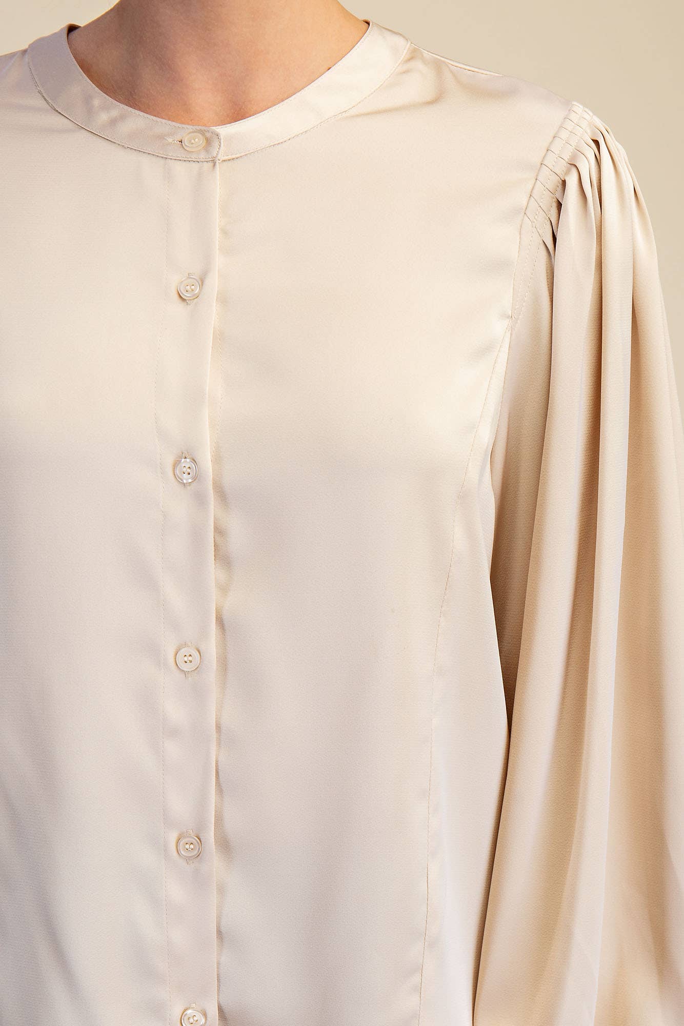 Glam - Wholesale Blouse - Women's - Round Neck Button Down Puff Long Sleeve Satin Top19