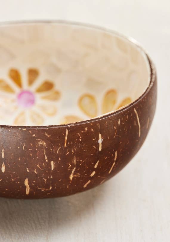 Namaste - Wholesale Decorative Plate/Dish/Bowl - Coconut Bowl, Shell Daisies2
