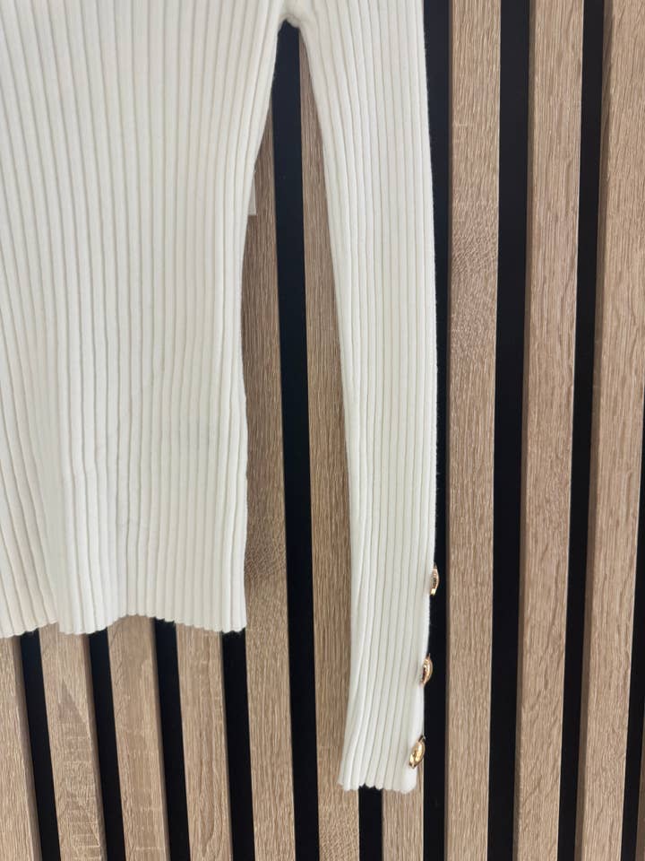 Jersey acanalado con botones elegantes para venta al por mayor de By Clara