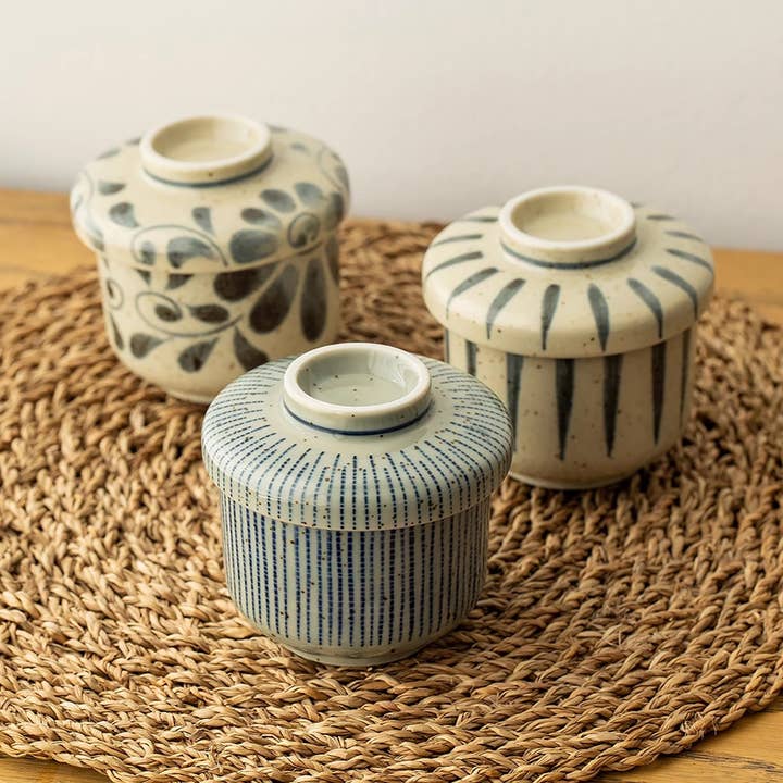 Ciotola in ceramica Mino-yaki con coperchio e motivo Tokusa vintage per la vendita all'ingrosso da parte di MinoCraft