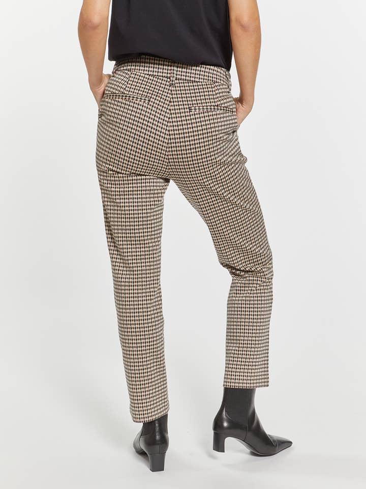 Weekend Los Angeles – wholesale Pants – Women's – High Waisted Boot Cut Pant - CECILE PANT6