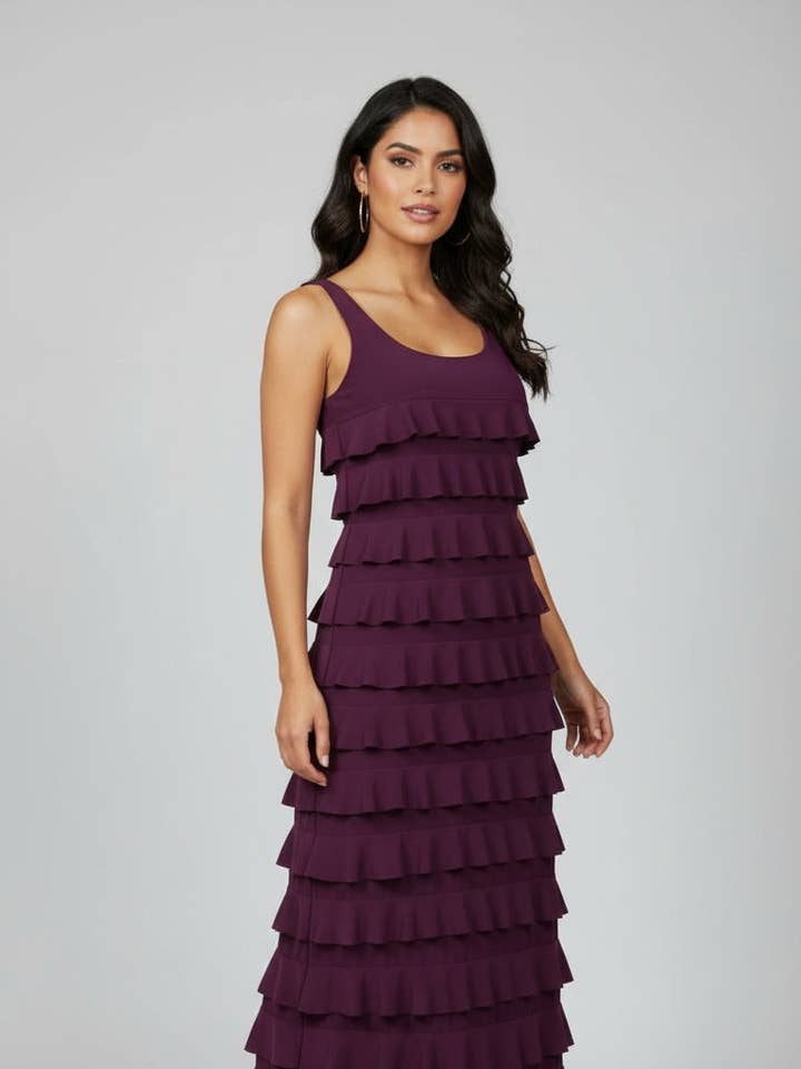 Robe longue à volants sans manches COULEURS UNIES - D211 pour la vente par Fashque Designs