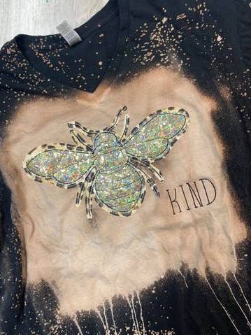 Gebleichte BEE KIND Shirt für den Großhandel von Sew Fancy Designs